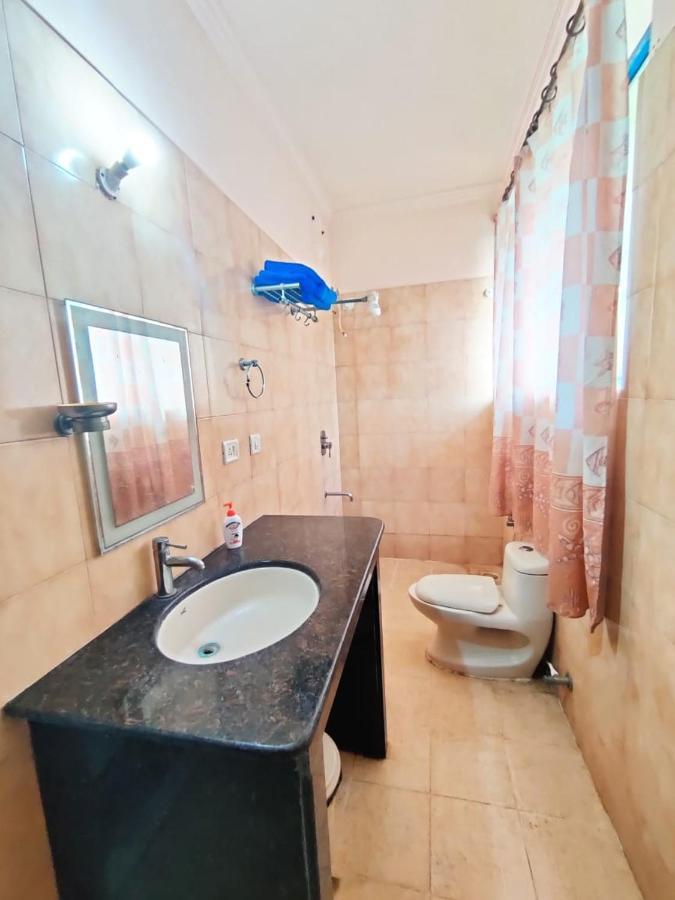 Amazing Hilltop 4 Bhk Villa With Private Pool Near 칸돌림 외부 사진